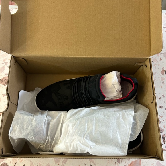 NIB Clark's Cloudsteppers Nova Ave size 8.5! - Picture 4 of 4